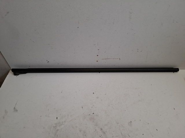 bontott SKODA FABIA IV Jobb első Vízlehúzó Gumicsík