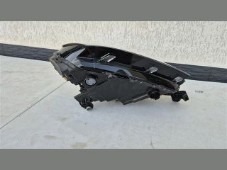 bontott SKODA FABIA IV Jobb Fényszóró