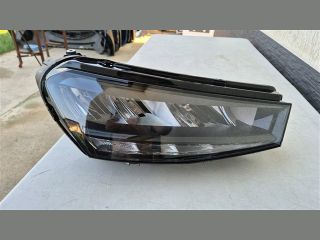 bontott SKODA FABIA IV Jobb Fényszóró