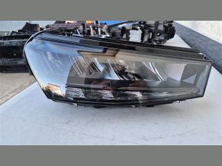 bontott SKODA FABIA IV Jobb Fényszóró