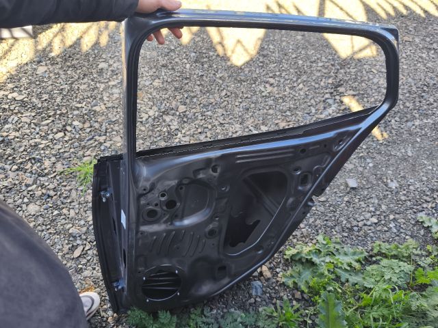 bontott SKODA FABIA IV Jobb hátsó Ajtó (Üres lemez)