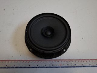 bontott SKODA FABIA IV Jobb hátsó Hangszóró