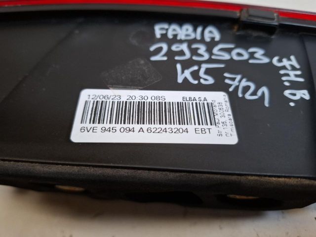 bontott SKODA FABIA IV Jobb hátsó Prizma