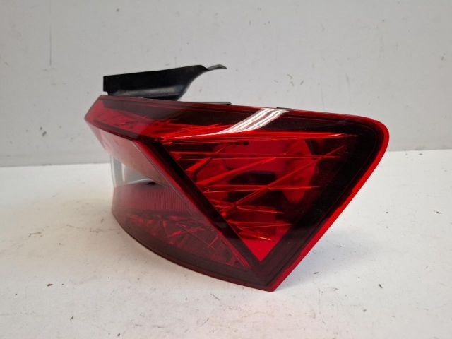 bontott SKODA FABIA IV Jobb Külső Hátsó Lámpa