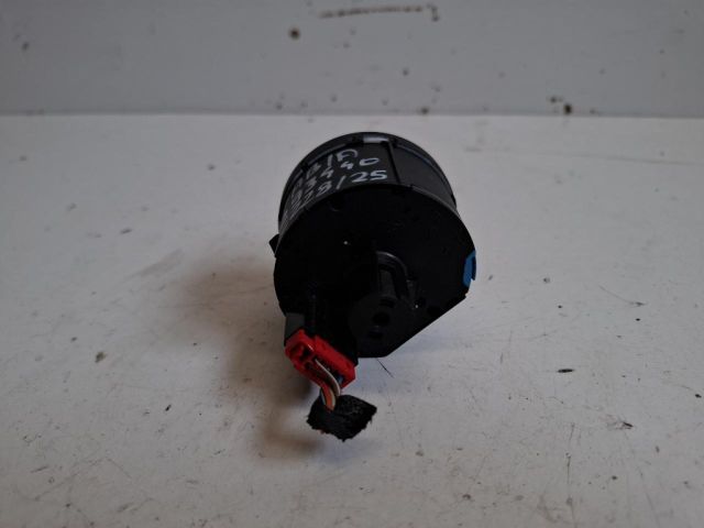 bontott SKODA FABIA IV Világítás Kapcsoló