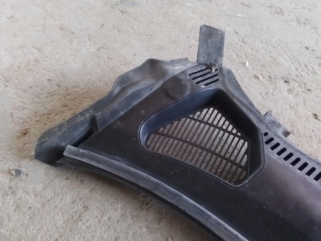 bontott SKODA FABIA Praktik Levélrács