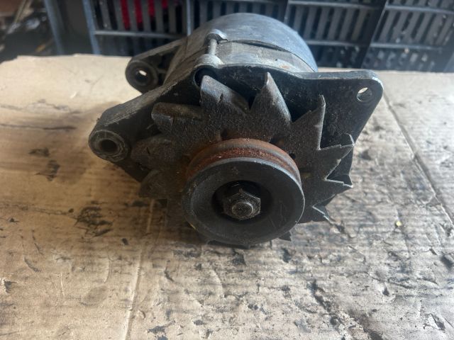 bontott SKODA FAVORIT Generátor