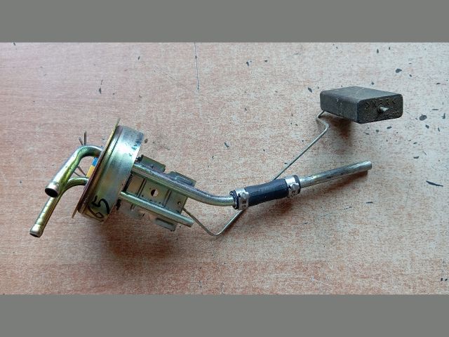 bontott SKODA FAVORIT Üzemanyag Szivattyú