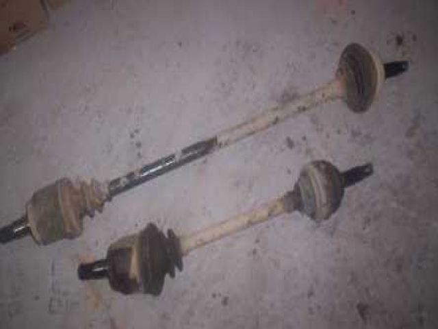 bontott SKODA FAVORIT Bal Féltengely