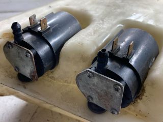 bontott SKODA FAVORIT Ablakmosó Tartály