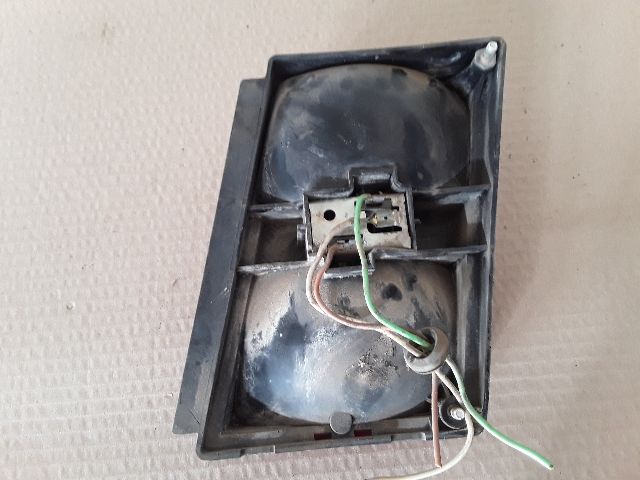 bontott SKODA FAVORIT Bal Belső Hátsó Lámpa