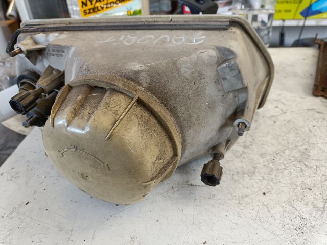 bontott SKODA FAVORIT Bal Fényszóró