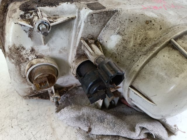 bontott SKODA FAVORIT Bal Fényszóró