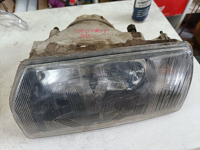 bontott SKODA FAVORIT Bal Fényszóró