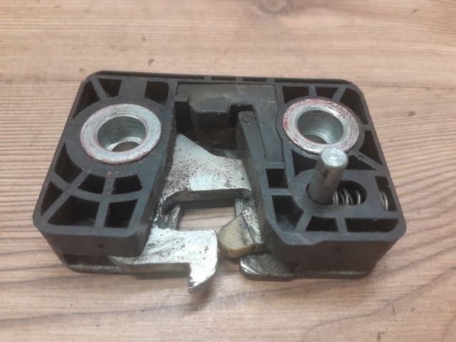 bontott SKODA FAVORIT Csomagtérajtó Zárszerkezet