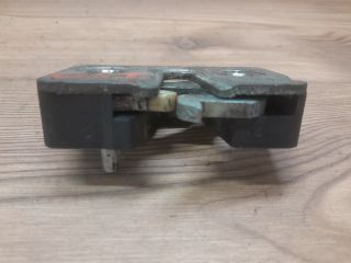 bontott SKODA FAVORIT Csomagtérajtó Zárszerkezet