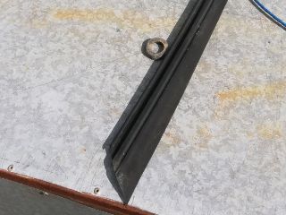 bontott SKODA FAVORIT Első Szélvédő Bal Díszléc