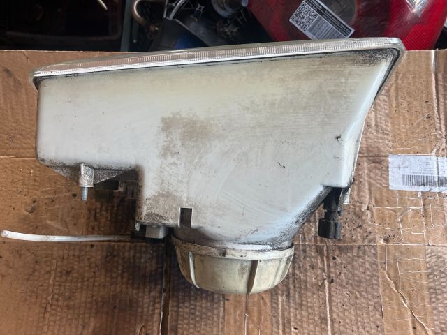 bontott SKODA FAVORIT Jobb Fényszóró