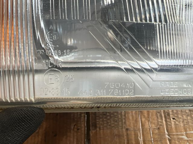 bontott SKODA FAVORIT Jobb Fényszóró