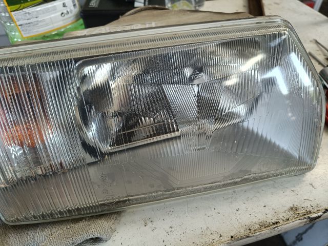 bontott SKODA FAVORIT Jobb Fényszóró