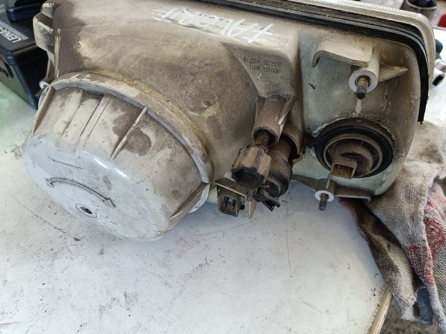 bontott SKODA FAVORIT Jobb Fényszóró