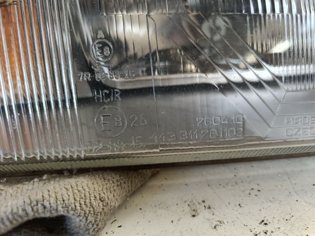 bontott SKODA FAVORIT Jobb Fényszóró