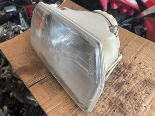 bontott SKODA FAVORIT Jobb Fényszóró