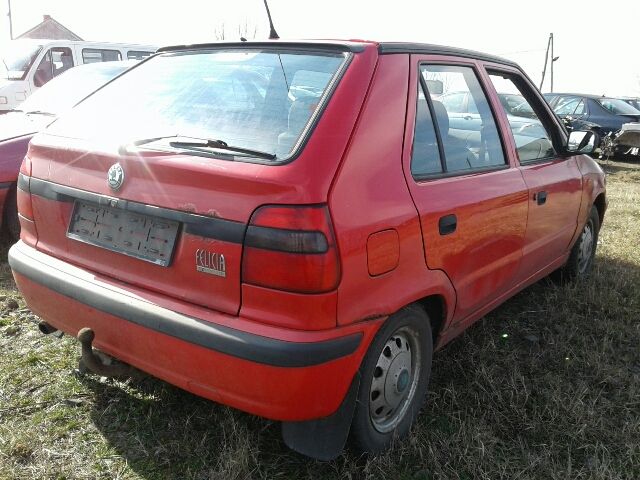 bontott SKODA FELICIA Bal hátsó Rugó