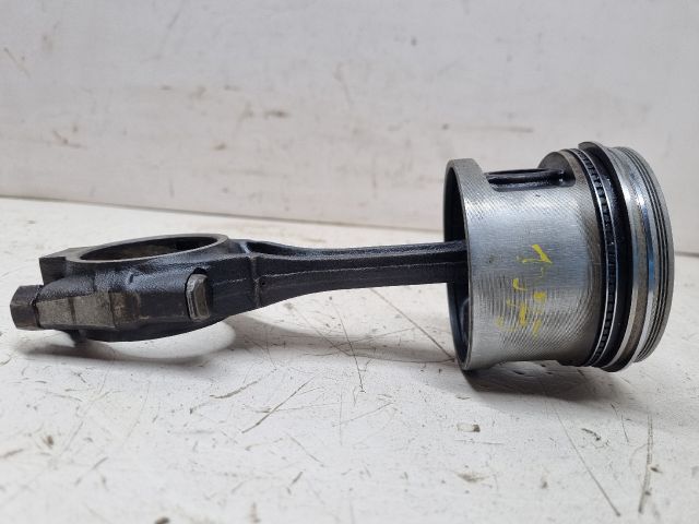 bontott SKODA FELICIA Dugattyú és Hajtókar