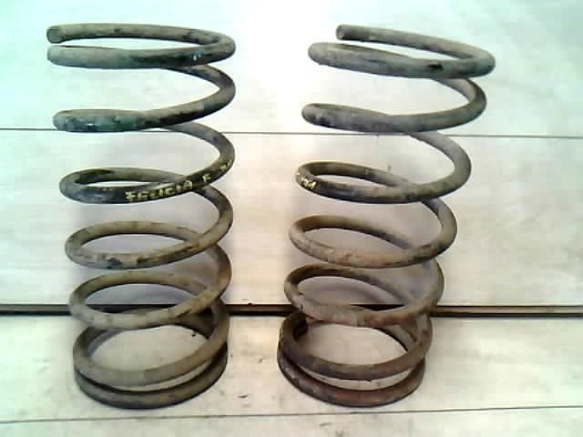 bontott SKODA FELICIA Első Rugó