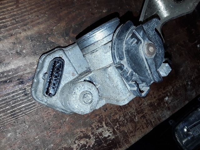 bontott SKODA FELICIA Fojtószelep (Mechanikus)