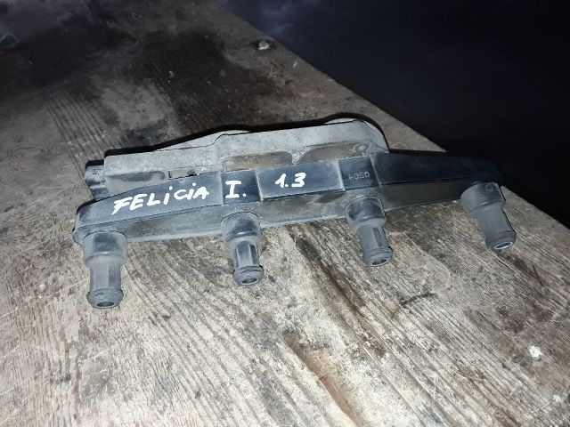 bontott SKODA FELICIA Gyújtótrafó