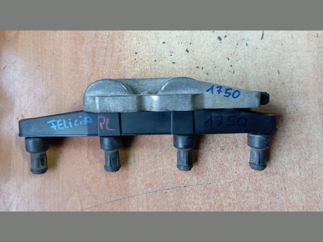 bontott SKODA FELICIA Gyújtótrafó