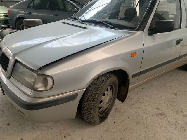 bontott SKODA FELICIA Homlokfal (Üres lemez)