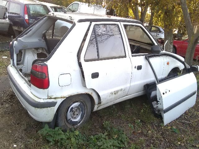 bontott SKODA FELICIA Homlokfal (Üres lemez)