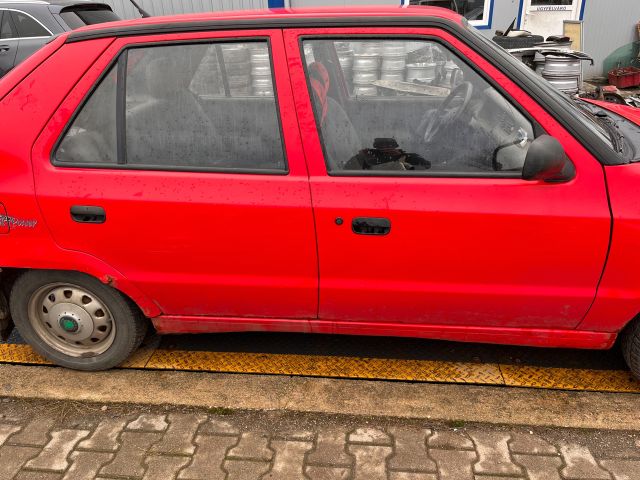 bontott SKODA FELICIA Jobb első Gólyaláb (Lengécsillapító, Rugó)