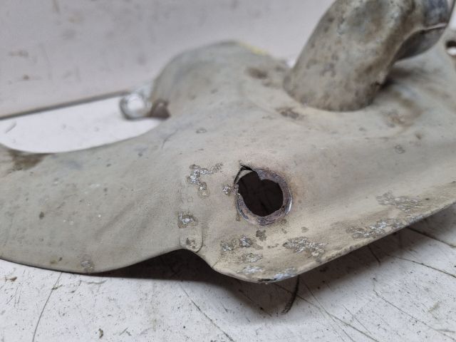 bontott SKODA FELICIA Leömlő Hővédő Lemez