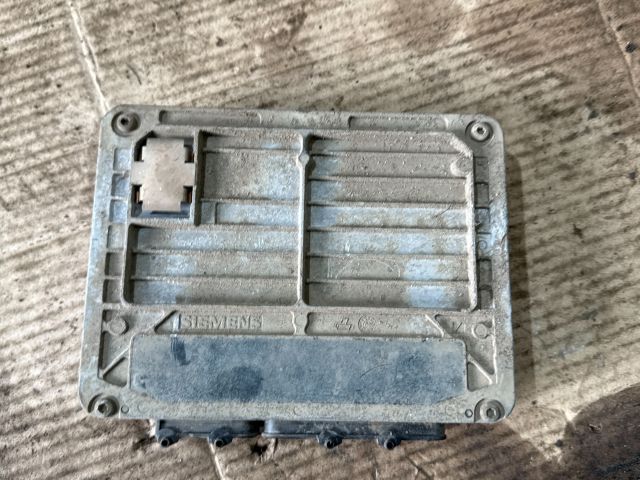 bontott SKODA FELICIA Motorvezérlő