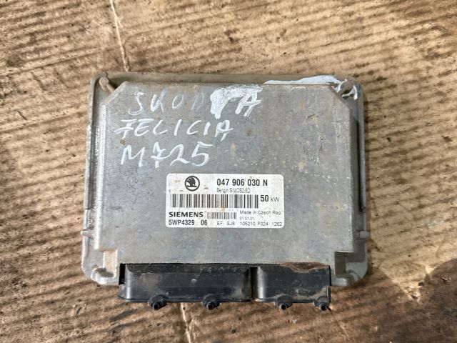 bontott SKODA FELICIA Motorvezérlő