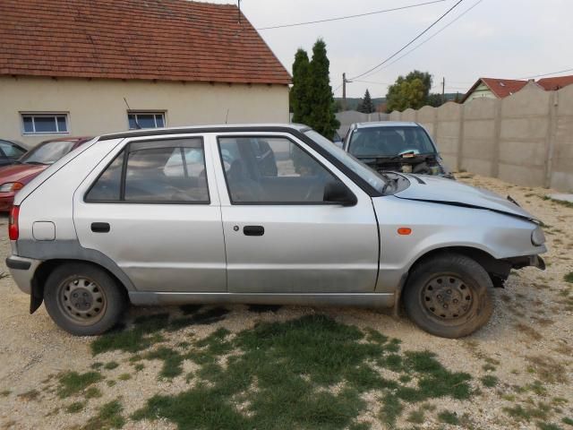 bontott SKODA FELICIA Motorvezérlő