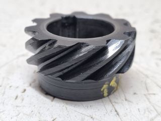 bontott SKODA FELICIA Olajszivattyú Fogaskerék