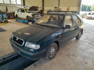 bontott SKODA FELICIA Porlasztó Sor / Híd