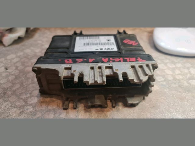 bontott SKODA FELICIA Motorvezérlő