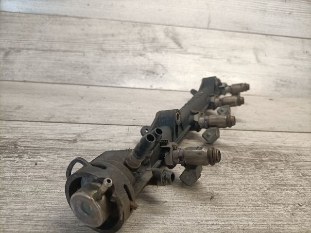 bontott SKODA FELICIA Porlasztó Sor / Híd