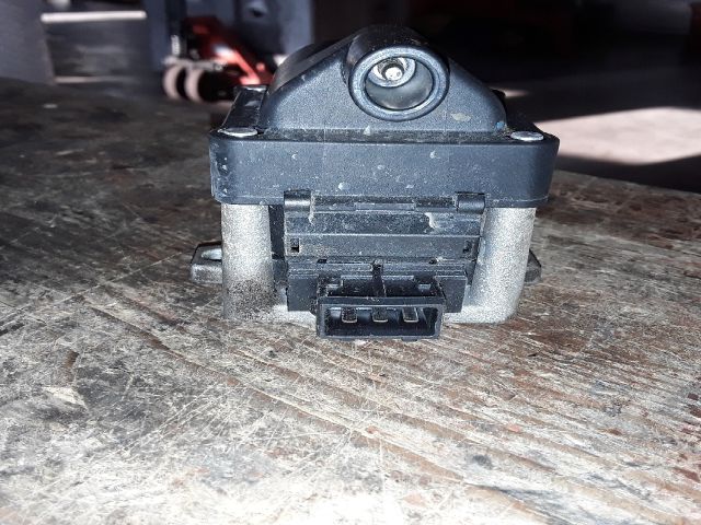 bontott SKODA FELICIA Gyújtótrafó