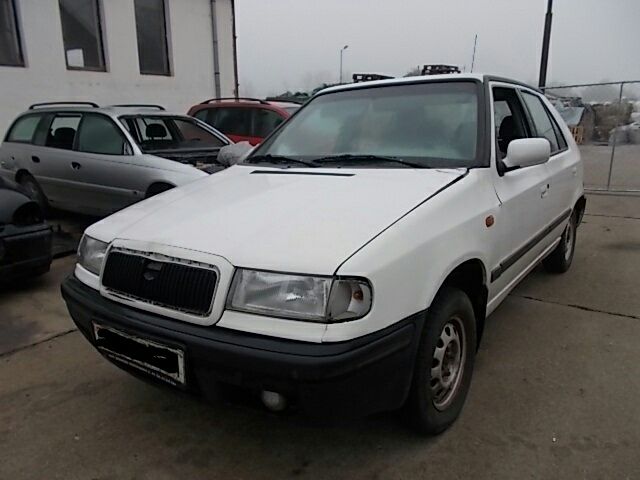 bontott SKODA FELICIA ABS Kocka