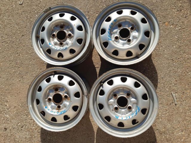 bontott SKODA FELICIA Acélfelni Szett Gumival