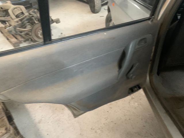 bontott SKODA FELICIA Bal első Zsanér