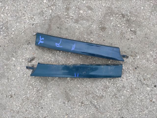 bontott SKODA FELICIA Bal Fényszóró Bajusz Díszléc