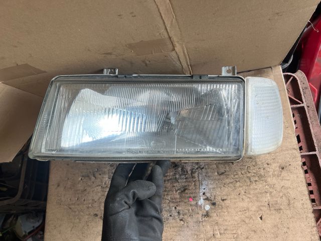 bontott SKODA FELICIA Bal Fényszóró